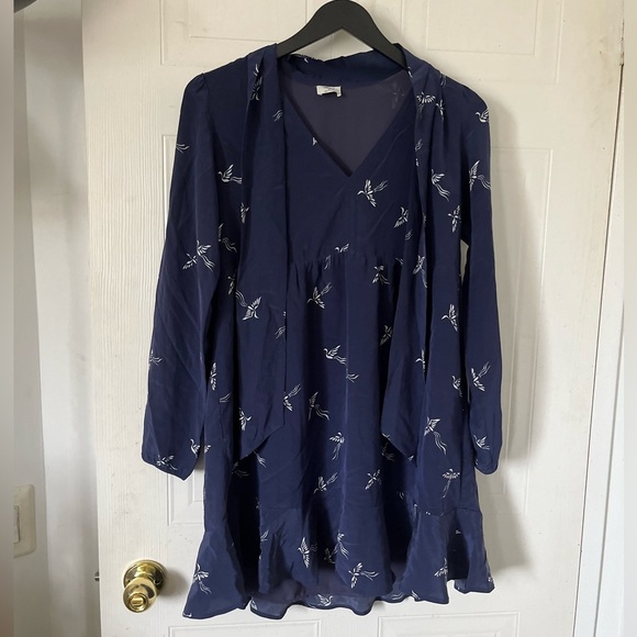 Wilfred By Aritzia 100 % Silk Dove Print Long sleeve Mini Navy Blue Dress - Picture 1 of 8